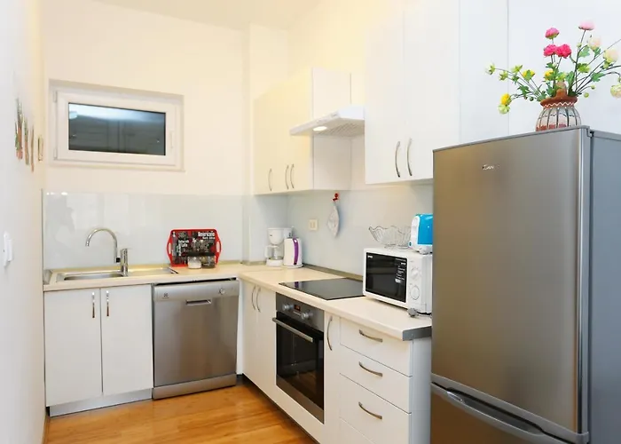 By The Sea - 16210 Apartment *